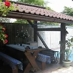 Guest house Pensiunea La Despani